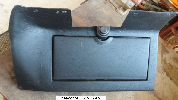 Vand diverse piese Dacia si altele - Cutie torpedo 50 lei - Vanzari  piese si accesorii