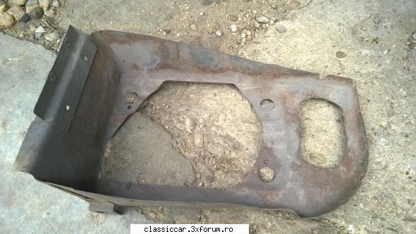 Vand diverse piese Dacia si altele - suport far uzina - 50 lei - Vanzari  piese si accesorii