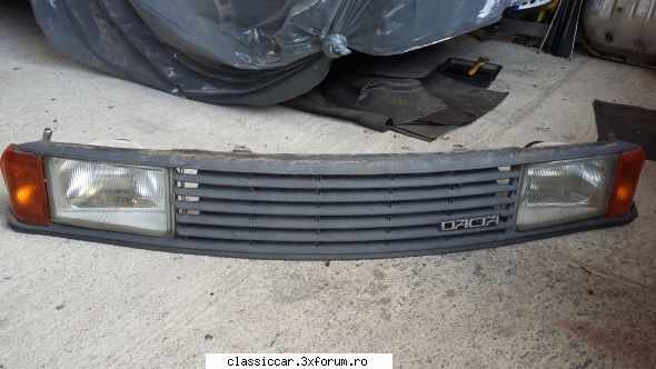 Vand diverse piese Dacia si altele - Masca fata Dacia cu faruri si - Vanzari  piese si accesorii