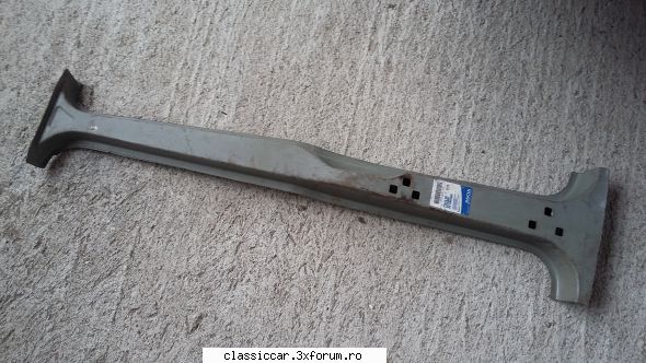 Vand diverse piese Dacia si altele - Stalp dreapta 1300 de uzina - NOS 100 lei - Vanzari  piese si accesorii