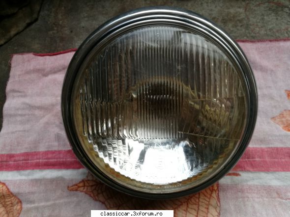 Vand diverse piese Dacia si altele - Far DDR complet(febr lei - Vanzari  piese si accesorii
