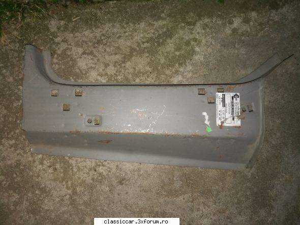 Vand diverse piese Dacia si altele - Stalp fata dreapta - 70 lei - Vanzari  piese si accesorii