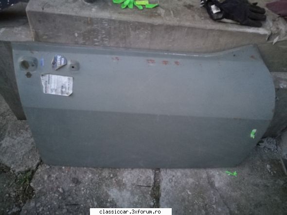 Vand diverse piese Dacia si altele - Fata usa dreapta, CN lei - Vanzari  piese si accesorii