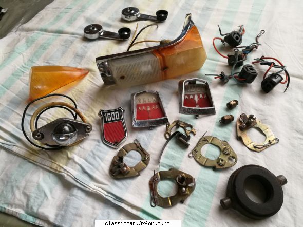 Vand diverse piese Dacia si altele - Lot piese Moskwich - 200 lei toate - Vanzari  piese si accesorii