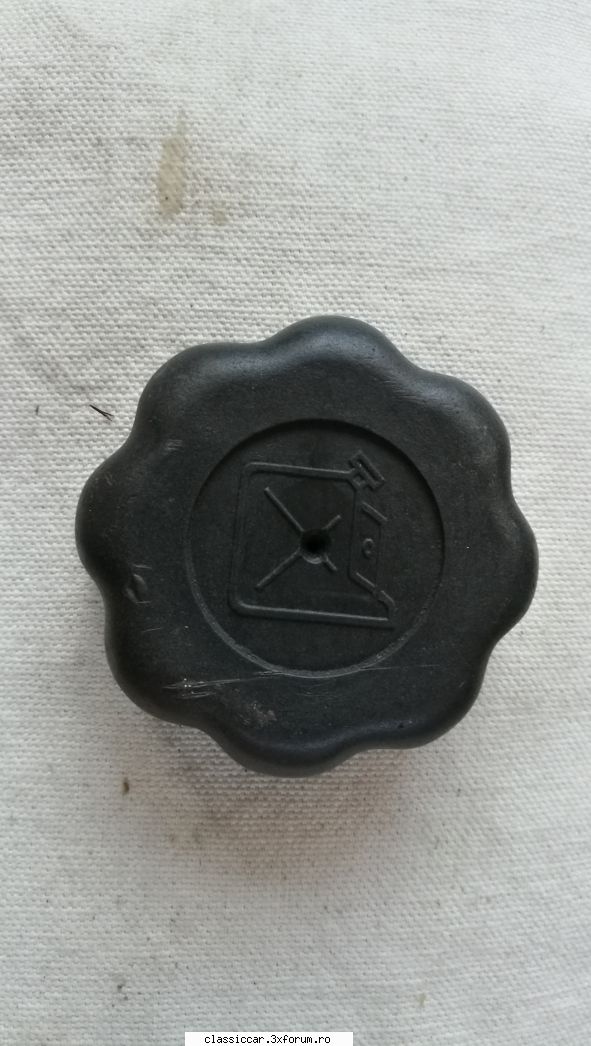 Vand diverse piese Dacia si altele - Buson rezervor Dacia lei - Vanzari  piese si accesorii