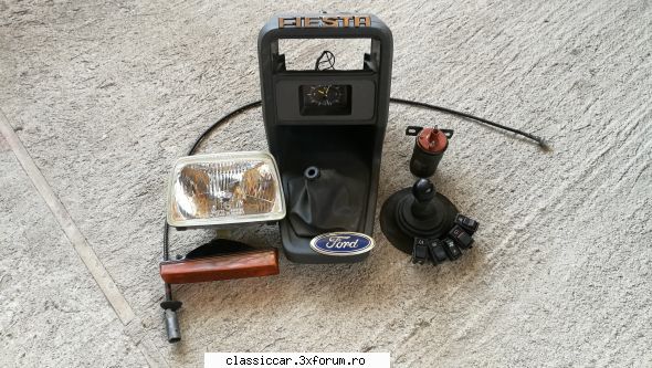 Vand diverse piese Dacia si altele - Lot piese Ford Fiesta MK1- 150 lei toate - Vanzari  piese si accesorii
