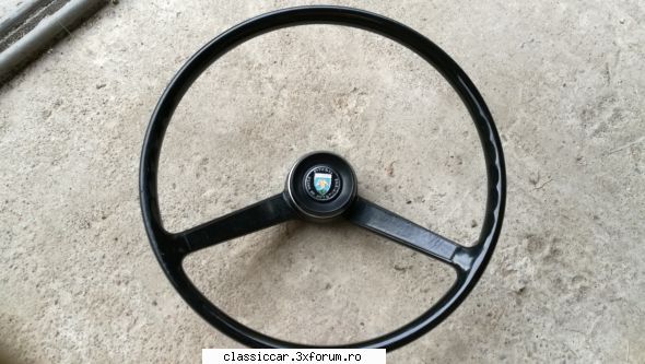 Vand diverse piese Dacia si altele - Volan Dacia 1300 '75, fara crapaturi - Vanzari  piese si accesorii