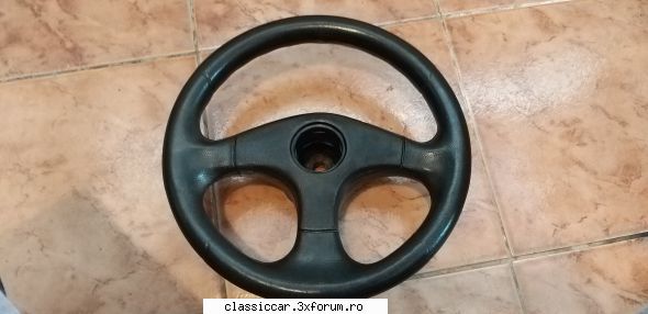 Vand diverse piese Dacia si altele - Volan sport Dacia(are si capacul) -50 lei - Vanzari  piese si accesorii