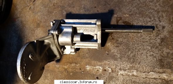 Vand diverse piese Dacia si altele - Pompa ulei NOS - 150 lei - Vanzari  piese si accesorii