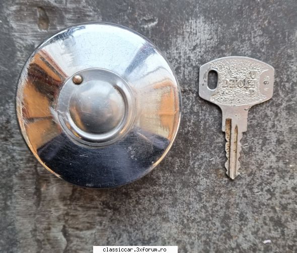 Vand diverse piese Dacia si altele - Buson rezervor - 60 lei - Vanzari  piese si accesorii