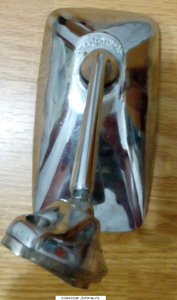 Vand diverse piese oldtimer - Oglinda Lada, se vinde fara placa antifurt. Stare - Vanzari  piese si accesorii