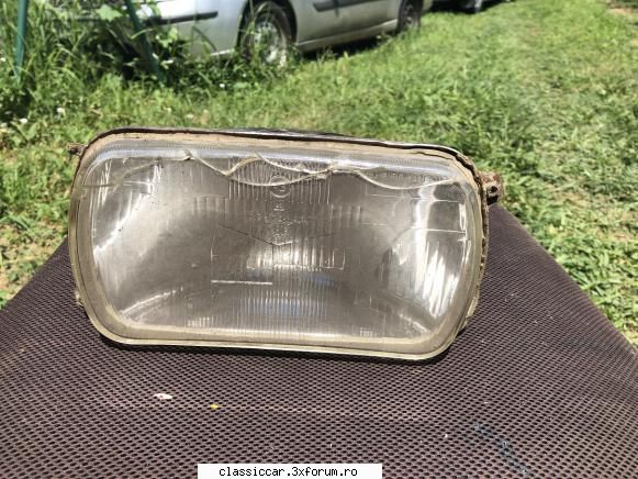 Vand far Dacia 1300 starea din imagine - 30 de lei, tel , solicit plata in - Vanzari  piese si accesorii