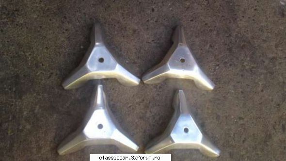 Vand faruri/stopuri Lada 2103[1500] - Antifurturi-ornamente roti Dacia,fara - Vanzari  piese si accesorii