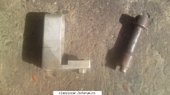 Vand faruri/stopuri Lada 2103[1500] - Antifurt portbagaj Dacia 25 lei - Vanzari  piese si accesorii