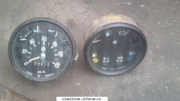 Vand faruri/stopuri Lada 2103[1500] - 2 ceasuri de bord ptr Aro,vandute - Vanzari  piese si accesorii