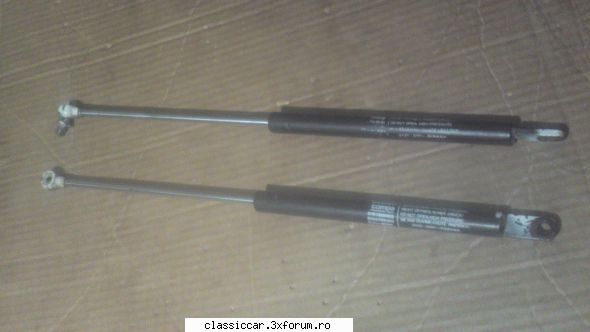 Vand faruri/stopuri Lada 2103[1500] - 2 echilibroare /amortizoare hayon Dacia - Vanzari  piese si accesorii