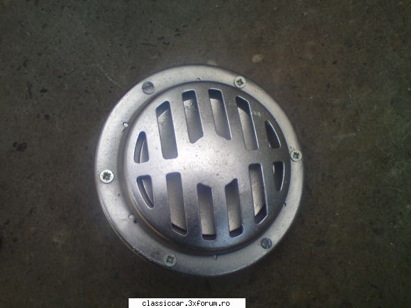 Vand faruri/stopuri Lada 2103[1500] - Claxon pe 12 v,nu functioneaza,15 lei - Vanzari  piese si accesorii
