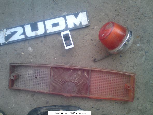Vand faruri/stopuri Lada 2103[1500] - licu - Vanzari  piese si accesorii