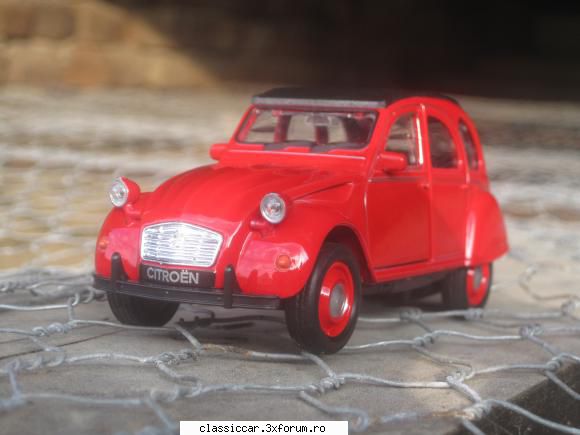 Vand macheta - Vand macheta Citroen 2CV, scara nu stiu exact - Modelism si machetute