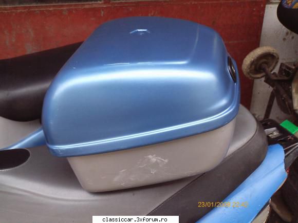 Vand motoare....si altele - Sticla stop skoda 1000mb vanduta......Top case - Vanzari  piese si accesorii