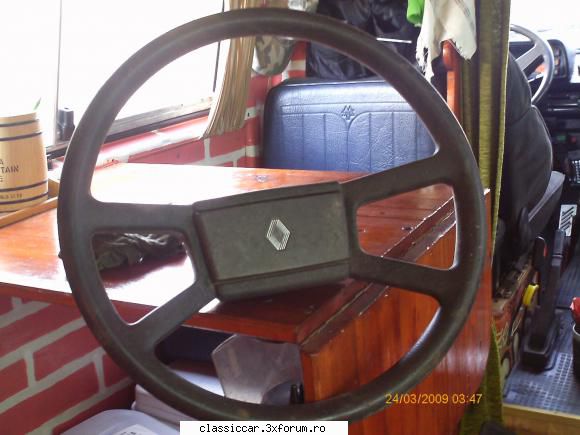 Vand motoare....si altele - Volan R12 50 lei - Vanzari  piese si accesorii
