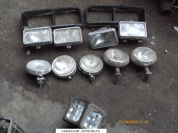 Vand motoare....si altele - Pachet faruri,proiectoare 150lei - Vanzari  piese si accesorii