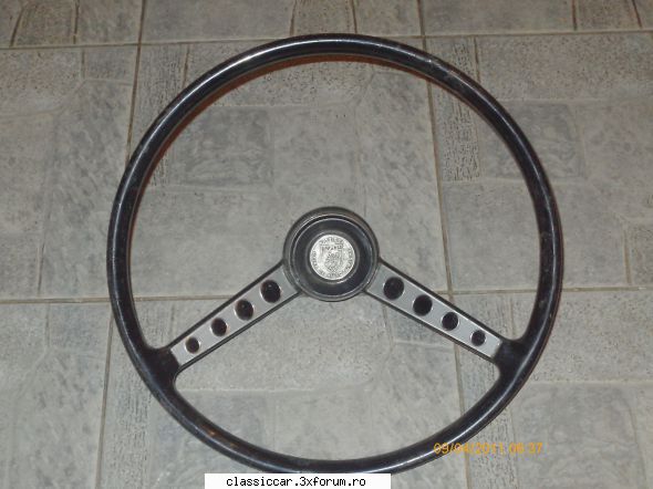 Vand motoare....si altele - volan 1300 sau 1100,arata binisor 100 lei - Vanzari  piese si accesorii