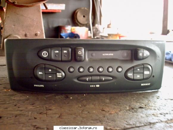 Vand motoare....si altele - Radiocas renault laguna....150lei - Vanzari  piese si accesorii