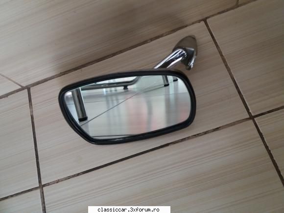 Vand oglinda Aro si emblema Renault - Vand oglinda Aro si emblema Renault - Vanzari  piese si accesorii