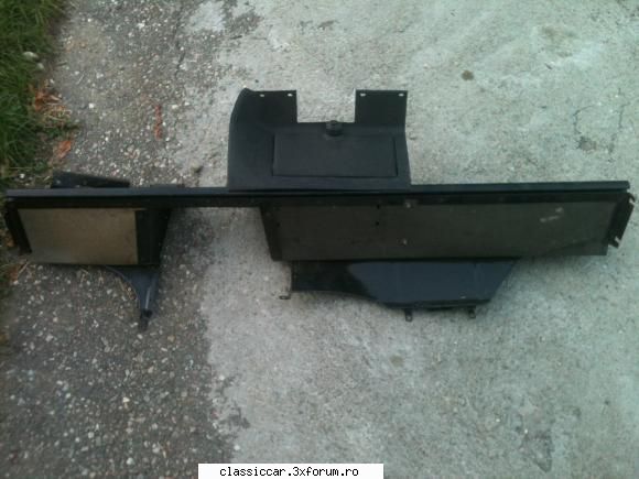 Vand piese - Polita bord in stare foarte buna.120 lei - Vanzari  piese si accesorii