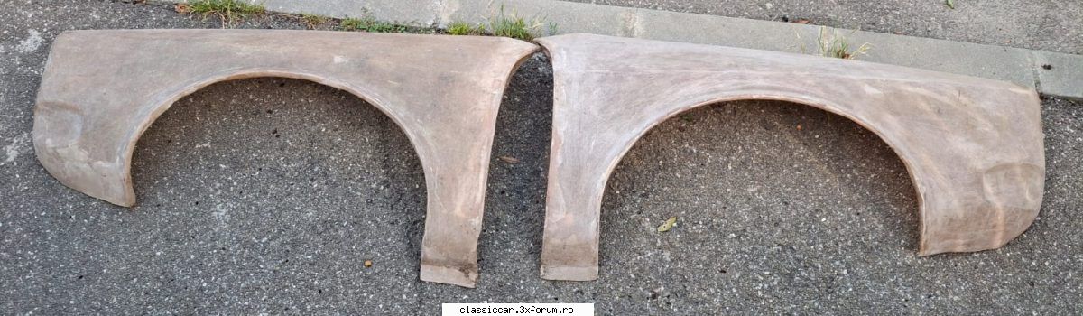 Vand piese Dacia 1300_130_ARO - Aripi fata fibra - Vanzari  piese si accesorii