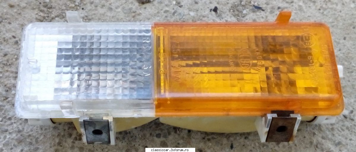Vand piese Dacia 1300_130_ARO - Lampa D1310 noua - Vanzari  piese si accesorii