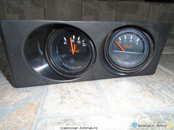 Vand piese Dacia 1300 si altele - ceasuri suplimentare apa + ulei - 50 lei - Vanzari  piese si accesorii
