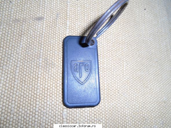 Vand piese Dacia 1300 si altele - breloc mic ARO - 20 lei - Vanzari  piese si accesorii