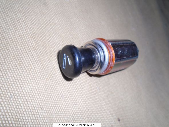 Vand piese Dacia 1300 si altele - bricheta - 30 lei - Vanzari  piese si accesorii