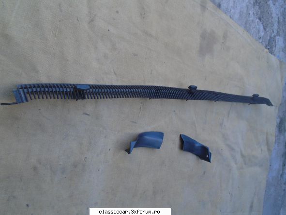 Vand piese Dacia 1300 si altele - grila bord completa Dacia lei prezinta - Vanzari  piese si accesorii