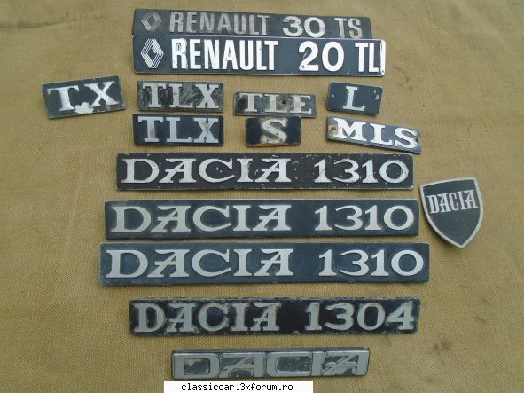 Vand piese Dacia 1300 si altele - lot de embleme Dacia + Renault - 60 lei - Vanzari  piese si accesorii