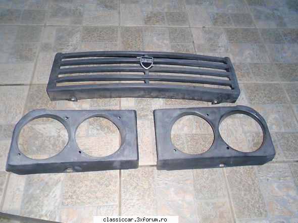 Vand piese Dacia 1300 si altele - masca fata Dacia 1310 stare ff buna - 80 lei - Vanzari  piese si accesorii