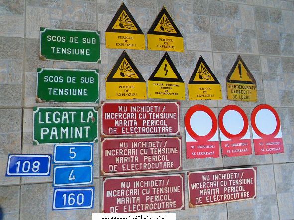 Vand piese Dacia 1300 si altele - placute comuniste emailate si ambutisate - Vanzari  piese si accesorii