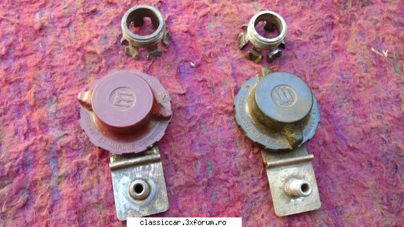 Vand piese Dacia 1300 si altele - borne frantuzesti fluture - 70 lei - Vanzari  piese si accesorii