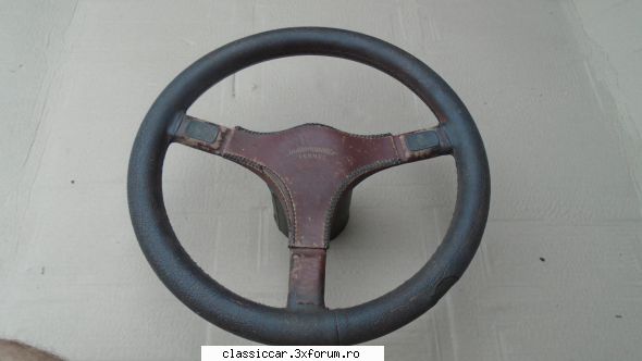 Vand piese Dacia 1300 si altele - volan italienesc adaptat Dacia - 100 lei - Vanzari  piese si accesorii