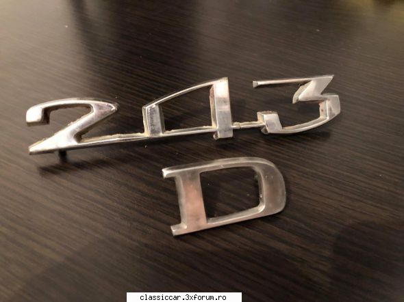 Vand piese Dacia 1300 si altele - stema - v�ndută - Vanzari  piese si accesorii