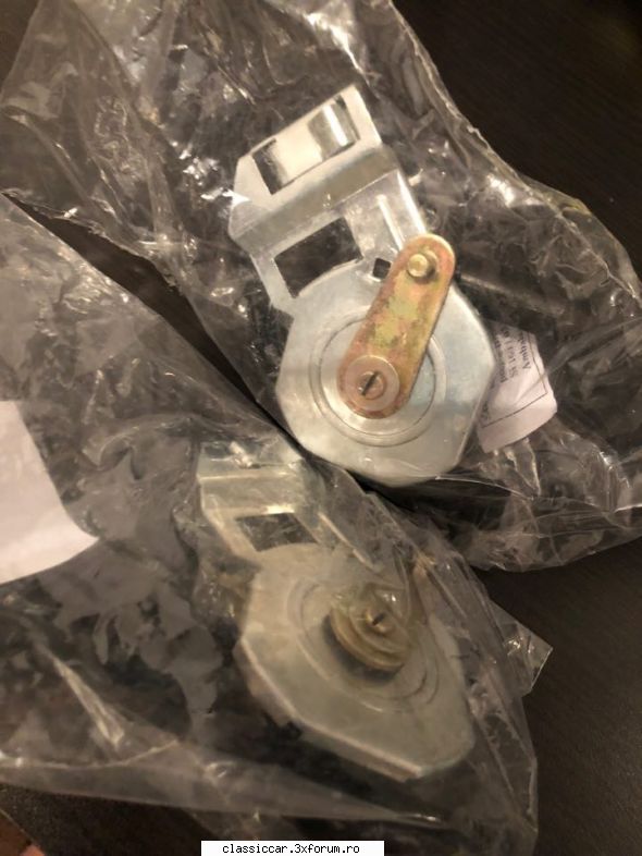 Vand piese Dacia 1300 si altele - 2 robineti Dacia 1310 NOI- 50lei - Vanzari  piese si accesorii