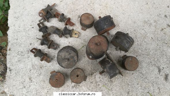 Vand piese Trabant - Tampoane NOS: Motor - 50 lei buc. Cutie viteze - Vanzari  piese si accesorii