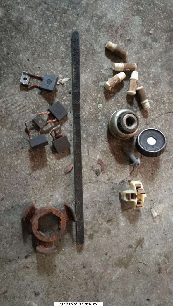 Vand piese Trabant - Carbuni dinam - 20 lei/ set Site benzina - 20 lei - Vanzari  piese si accesorii