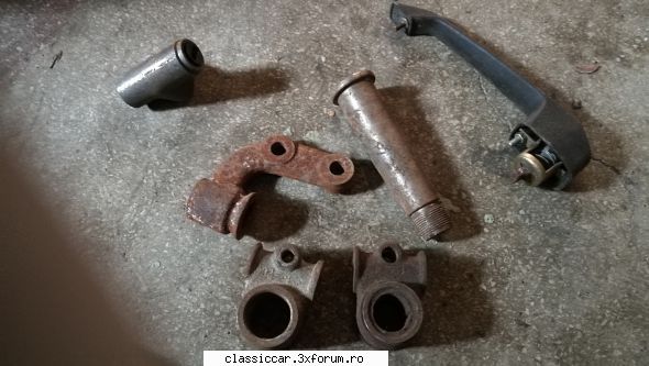 Vand piese Trabant - Cele 4 din mijloc 50 lei - Vanzari  piese si accesorii