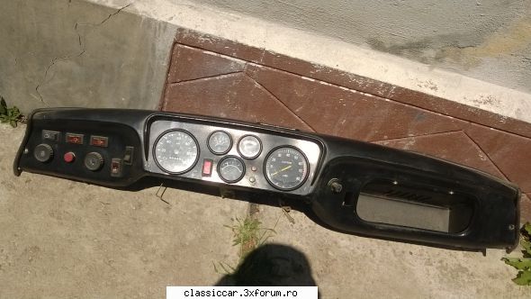 Vand piese Trabant - Bord tip vechi,, cosmetizat,, - 170 lei - Vanzari  piese si accesorii