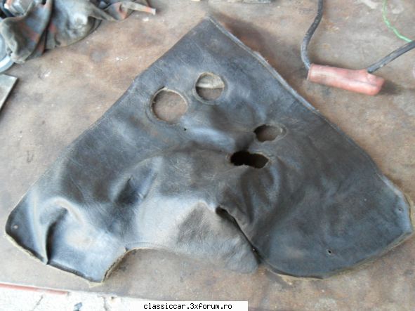 Vand piese Trabant - Manta antifonica motor - se retrage - Vanzari  piese si accesorii