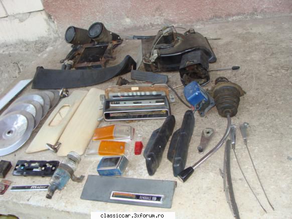 Vand piese auto(romanesti/straine),aparate radio si altele - Piese Dacia 1100/Re - Vanzari  piese si accesorii