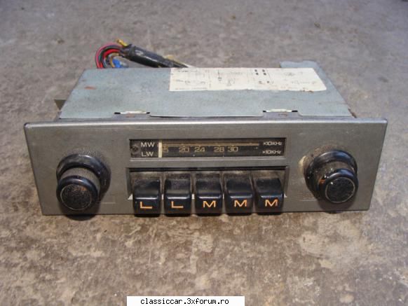 Vand piese auto(romanesti/straine),aparate radio si altele - radio auto pret - Vanzari  piese si accesorii